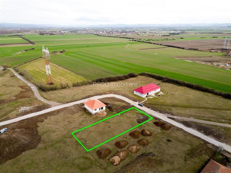 RECO Teren intravilan pentru loc de casa 810 mp  cu utilitati- Fughiu - 8
