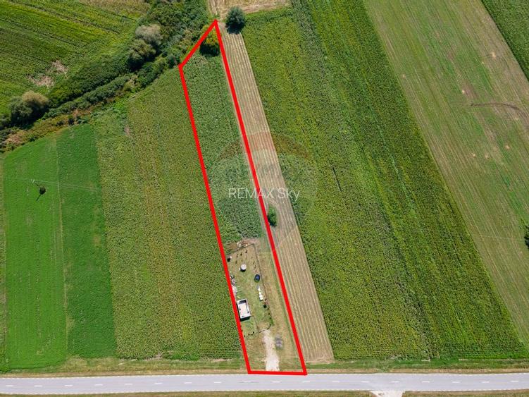 Teren intravilan cu proiect și construcție începută COMISION 0% - 3