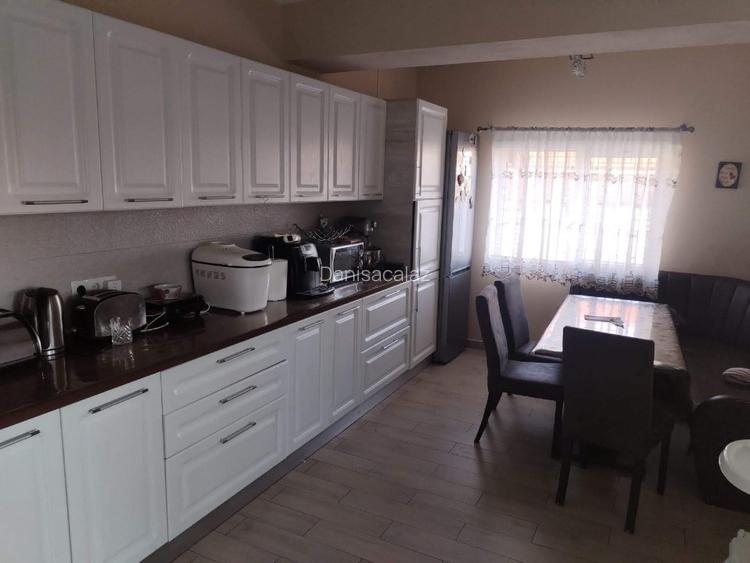 Casă/ Vilă de Vînzare  - 2