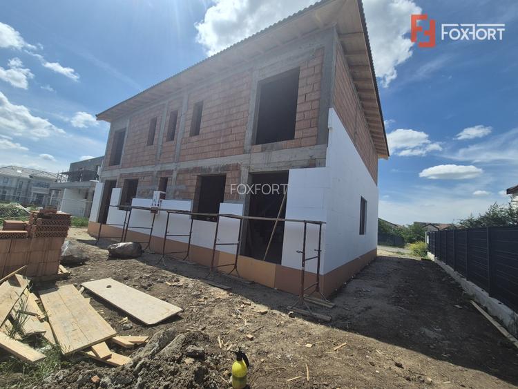 Duplex cu 4 camere de vanzare in localitatea Dumbravita - 3
