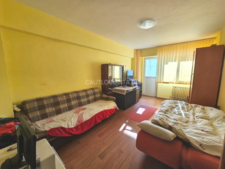 Apartament 4 camere | Decomandat | Berceni | M. Piata Sudului 17' - 2
