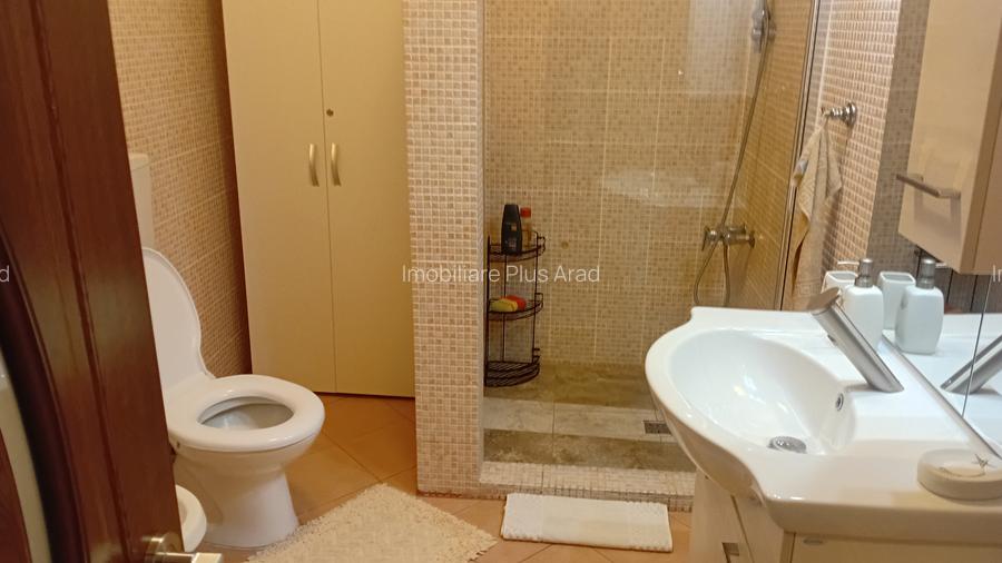Inchiriez apartament cu 2 camere Ared UTA - 5