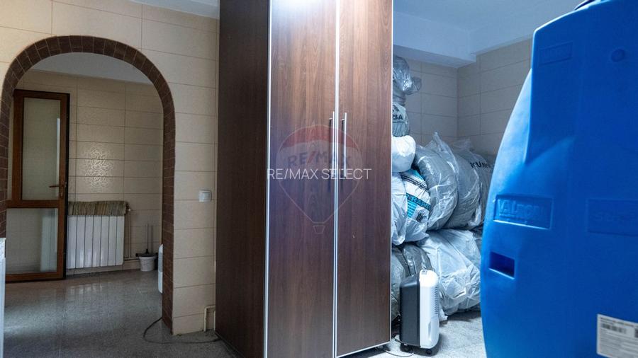 Oferta - vanzare pensiune 10 camere si casa de vacanta, Slanic Prahova - 46