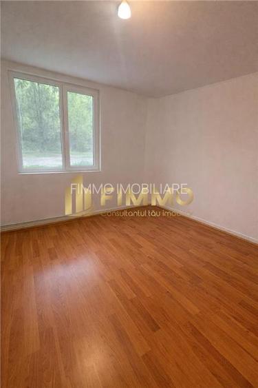 Spatiu central | Pretabil birou | ID: 1710 - 2