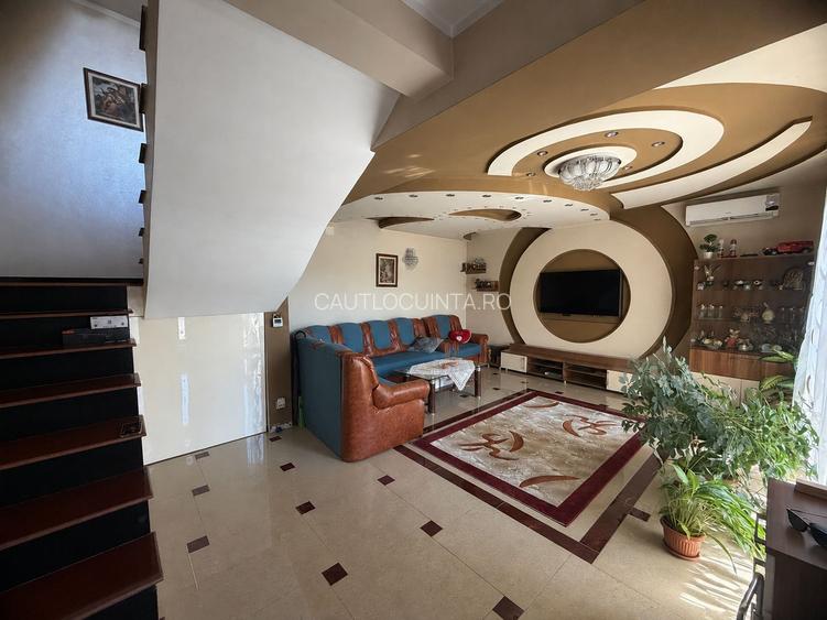 Casa 6 Camere/ Sos. Salaj/ Centrala/ Garaj/ Curte - 2