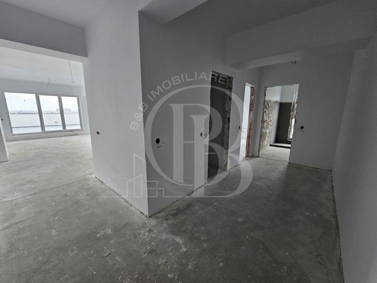4 Camere Living 60mp Terasa 82mp-Parcare Inclusa-Th. Pallady