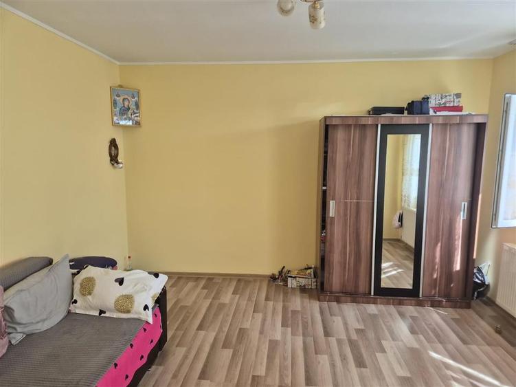 Centru, Bella Italia Poem Cafe, 4 camere din Caramida, pretabil pentru 2 famil