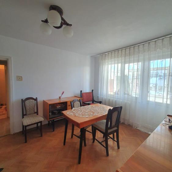 380euro/luna, Podu Ros Restaurant Odeon, 3 camere, mobilat,