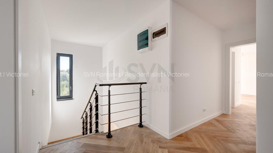 REV2004358 Casa in complex nou Corbeanca vedere lac - 15