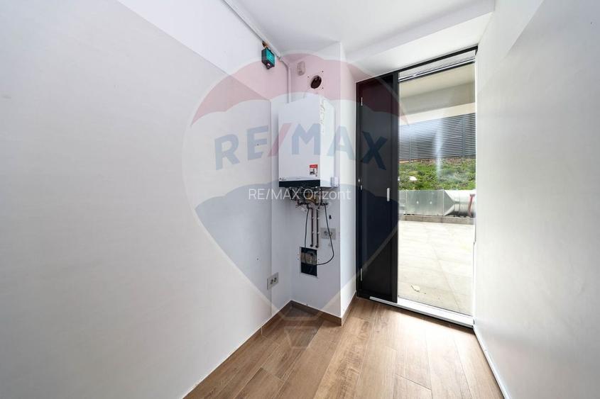 Spațiu comercial  de inchiriat Cosmopolit  78mp - 12