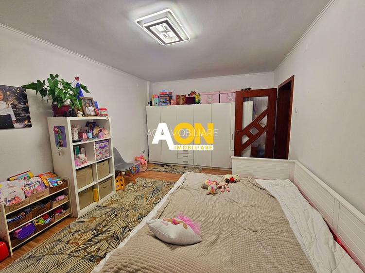 Apartament 2 camere, mobilat, utilat, et.3, Cetate, zona Stadion - OMV - 4