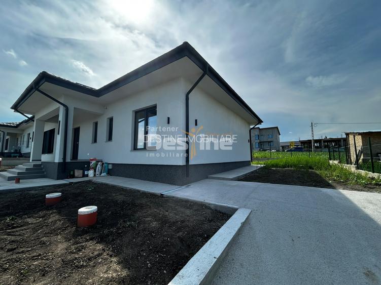 Casă individuală 4 camere, 100 mp utili, curte 450 mp Breazu - 2