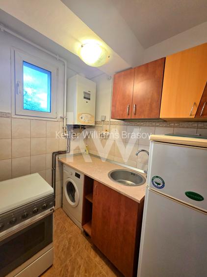 De închiriat GARSONIERĂ | etaj intermediar - 4