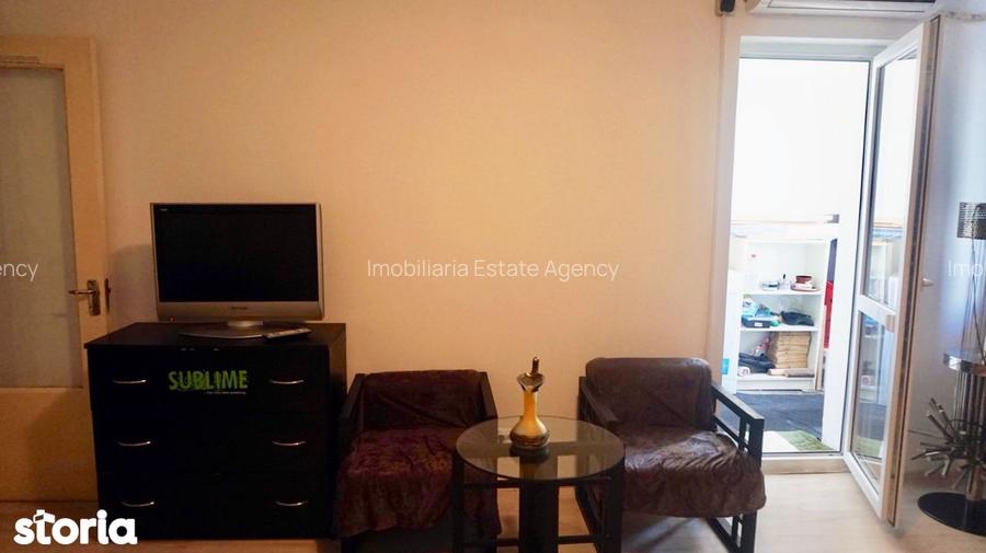 Garsoniera Dristor, bloc stradal, 4 minute de metrou, mobilată si utilată modern - 3