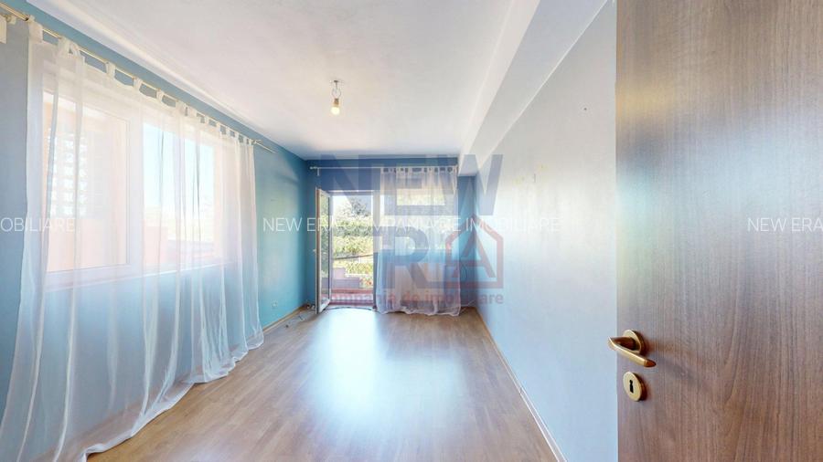 Vila cu 7 camere de inchiriat+ gradina + piscina  Bulevardul Ghencea - 9