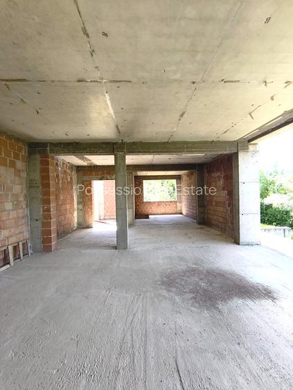 BREAZA – OCINA DE SUS – VILA EXCLUSIVISTA – 343 mp – 5000 mp TEREN – 195.000 EUR - 10