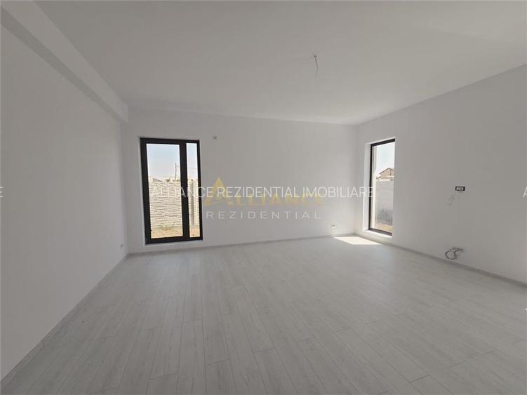 Casa P+M -3 camere - 2 bai - 2