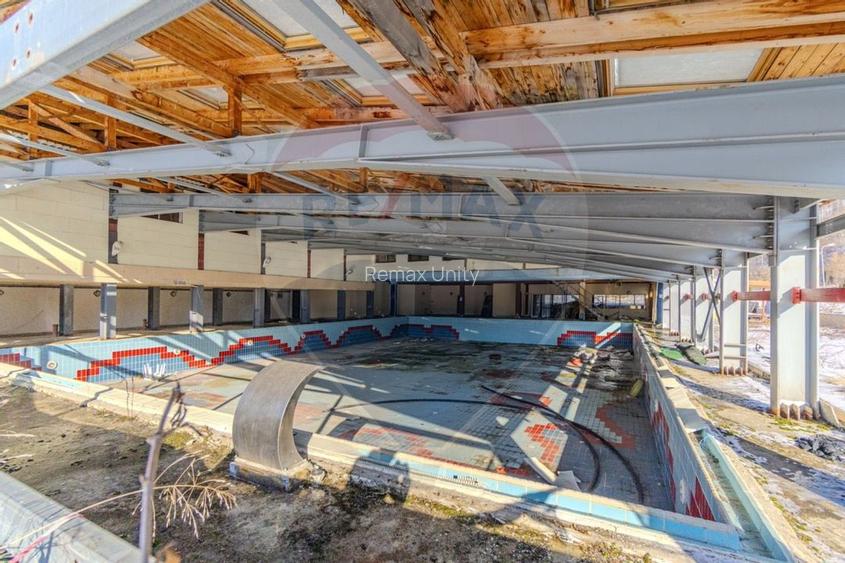 Activ Hotelier SubEvaluat | 18.000 mp construiti | 3 ha teren | BRASOV - 60