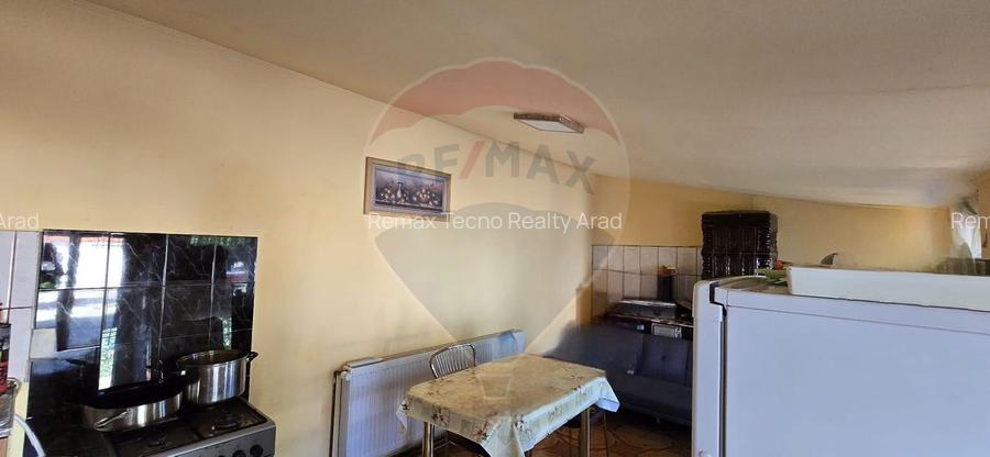 Casă cu etaj deosebită în Chișineu-Criș – un cămin creat cu suflet - 21