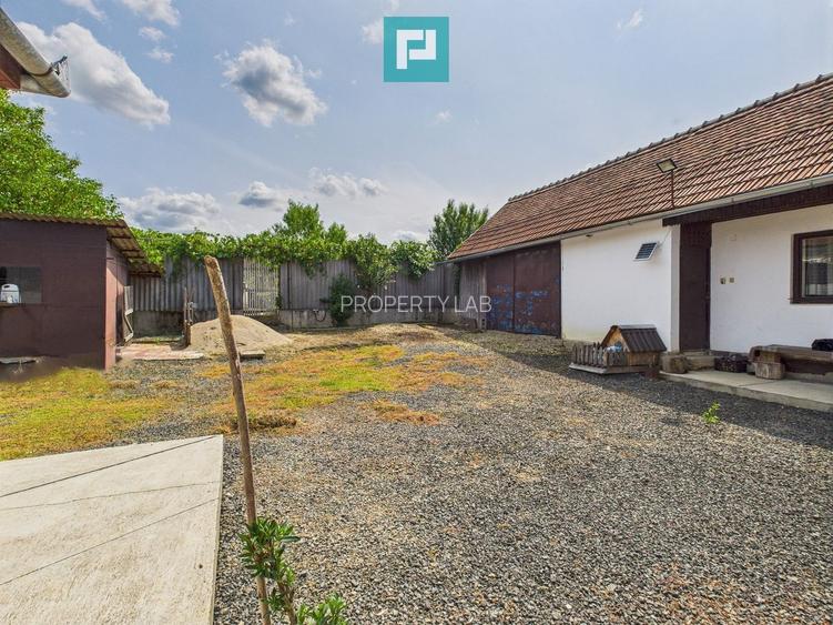 Casă renovată cu teren generos lângă Ususău - 11