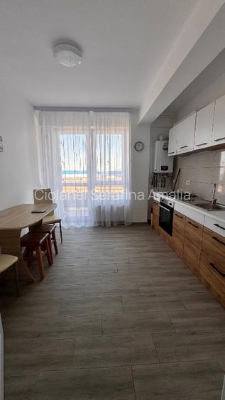 SE ÎNCHIRIAZĂ -  apartament cu 2 camere  - 4