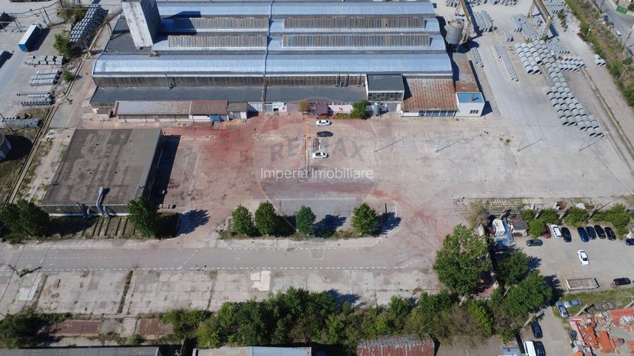 Teren industrial 35.000 mp cu hale de productie Craiova - 2