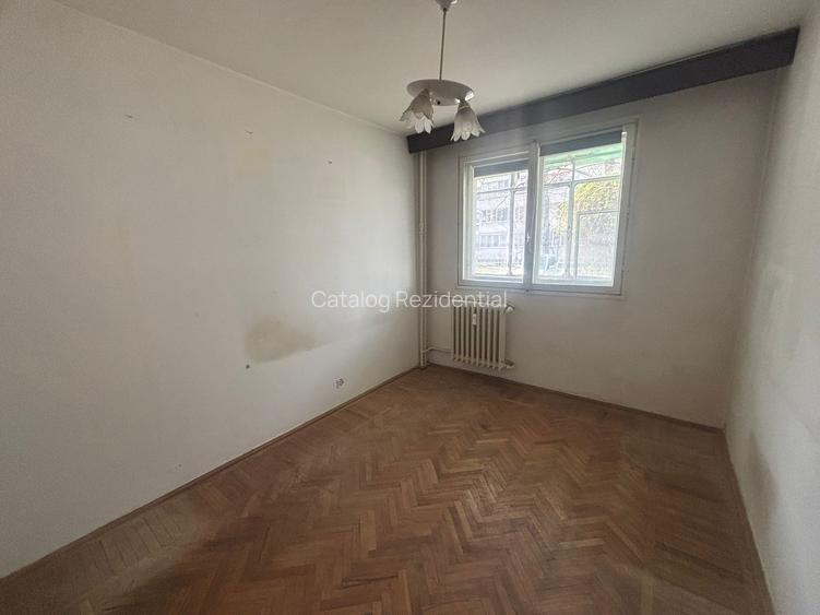 Apartament cu 3 camere de vanzare in zona Titan-Liviu Rebreanu | Comision 0% - 4