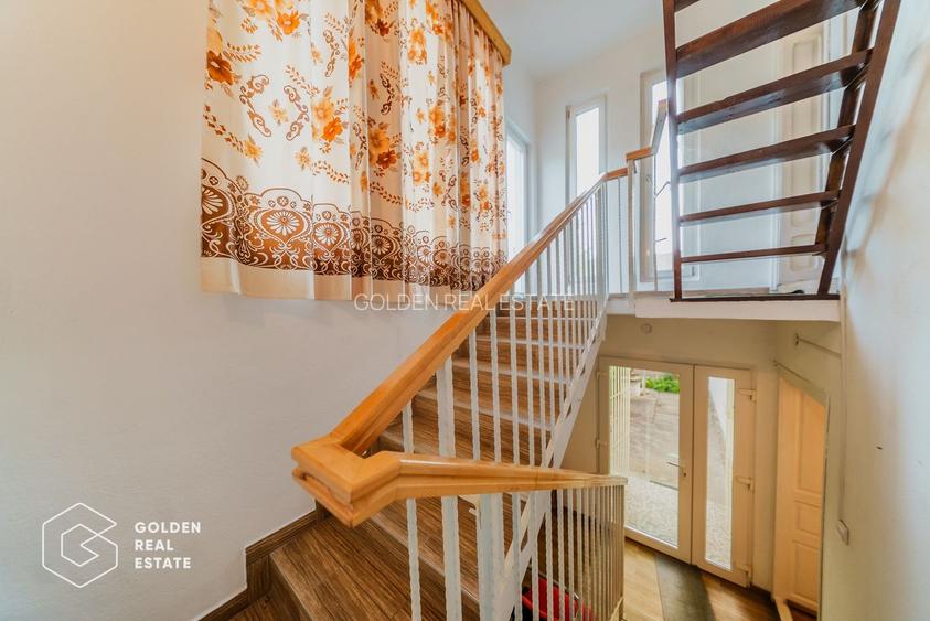 Vila superba, P+E,  Cuvin, 9 camere, 200 mp si teren 1300 mp plus anexa 3 camere - 23