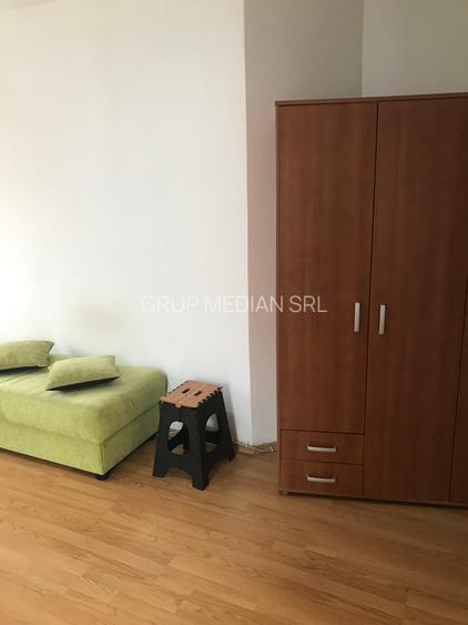Garsoniera, zona Ostroveni, mansarda, 30 mp, mobilata, cu centrala proprie - 4