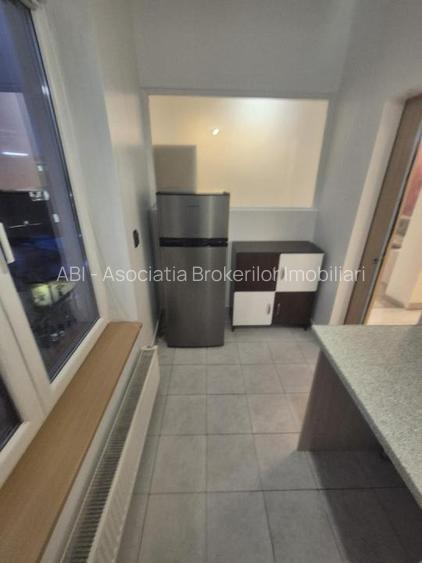 Piata Romana | 1 min metrou | doua camere | centrala bloc - 7