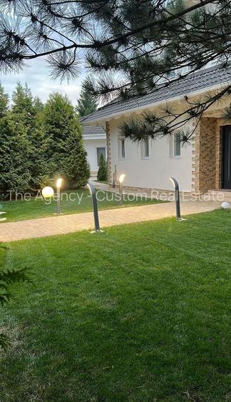 Casa individuala + Casa de oaspeți - 5+2 camere - Corbeanca, Central - 2