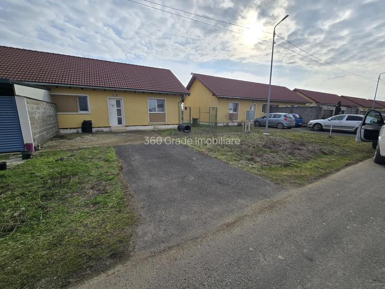 Duplex pe parter Bucovat la asfalt - 11