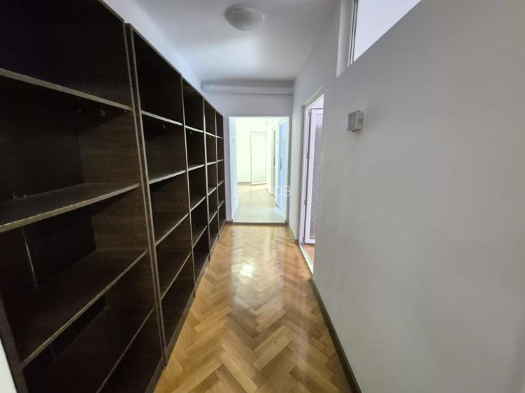 Inchiriere spatiu birouri  Ultracentral str. Castelului Brasov - 16