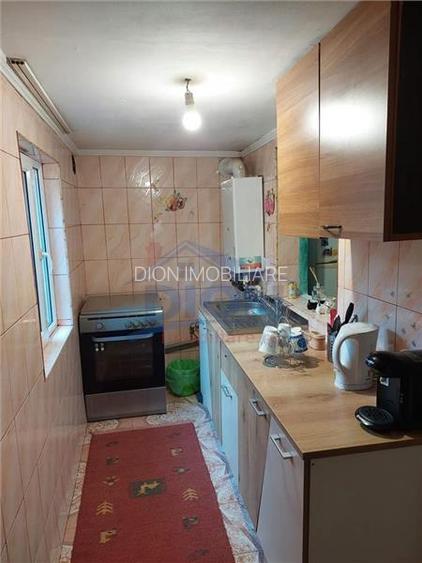 Casa si teren  in Tei -  Petricani - 3