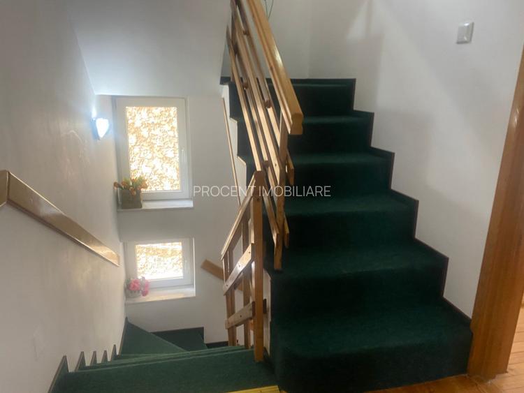 Vila  spațioasă de închiriat în centrul Brașovului - 3