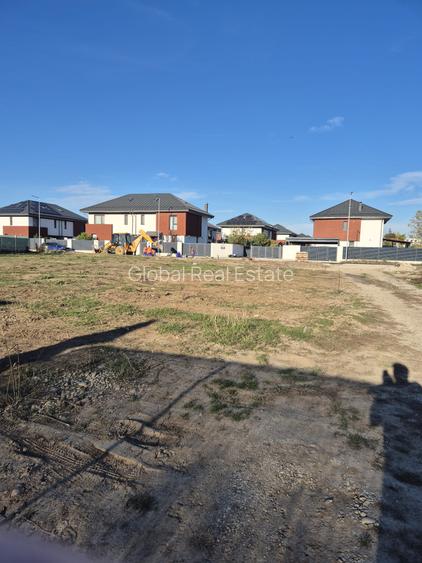 TEREN 250 MP -Cu toate utilitățile si autorizatie - 5