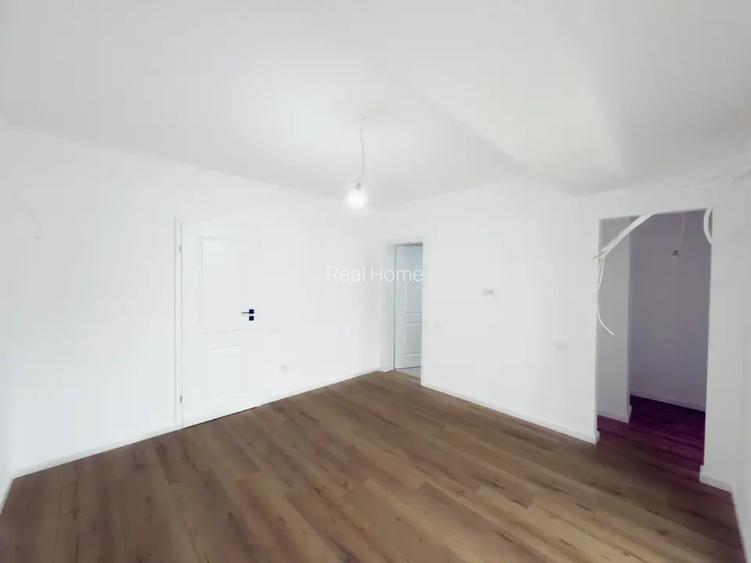 Casa Vila noua 3 dormitoare + birou / 4 bai / 16 min metrou 1 Dec 1918 - 15