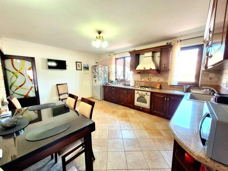 Casă / Vilă cu 4 camere de vânzare in Spataru, Buzau - 12