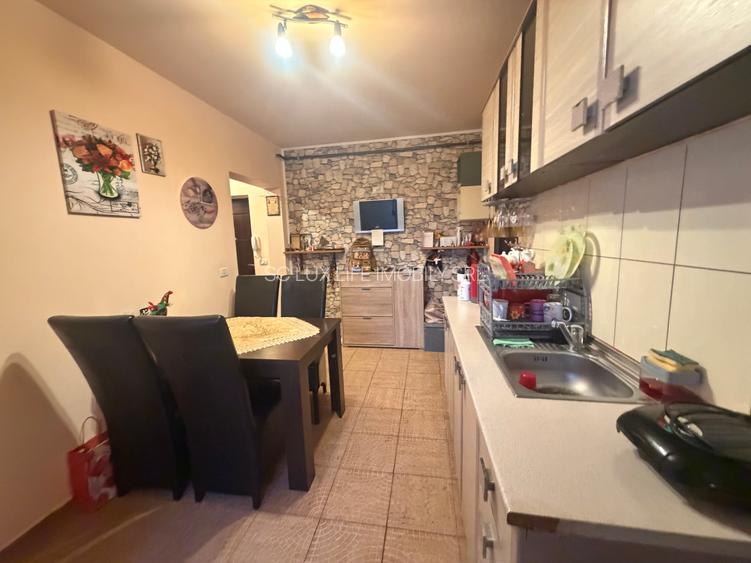 Vând apartament 2 camere Torontalului 88000 euro - 5