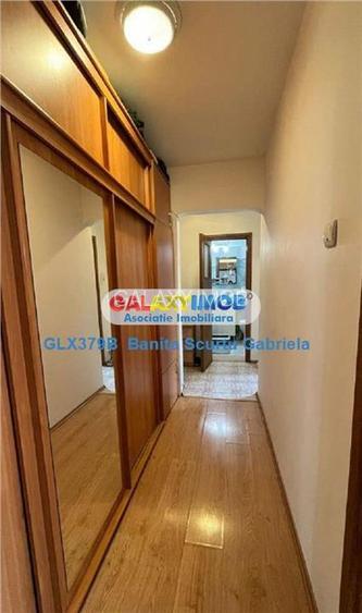 Vanzare apart de 2 camere ,decomandat  etaj 3, ZONA OZANA - 6