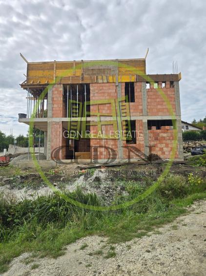 Casa moderna cu piscina suspendata, vedere panoramica in Cisnadioara. - 16