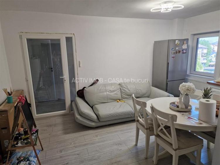 Apartament 2 camere de vanzare in micro 6 strada Basarabiei - 4