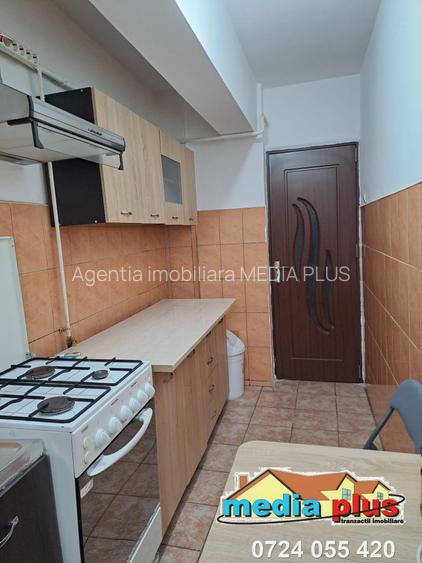 De închiriat apartament cu 2 camere, decomandat, situat în zonă Ultracentrală, - 5