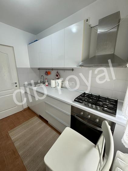 Apt. 2 cam. Titan,Str. Postavarul, renovat,la 10 min. metrou Nicolae Grigorescu - 18
