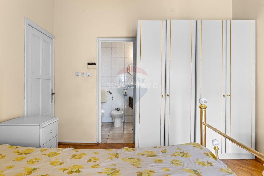 Casă cu 3 camere de vânzare în zona Intim- Str. Andrei Saguna - 5