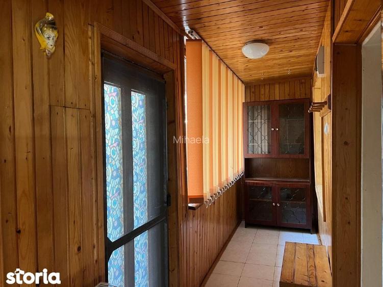 Casa în zona Podu de Fier  - 3