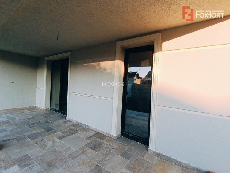 Duplex de vanzare cu 5 camere si teren de 270 mp - Mosnita Noua  - 9