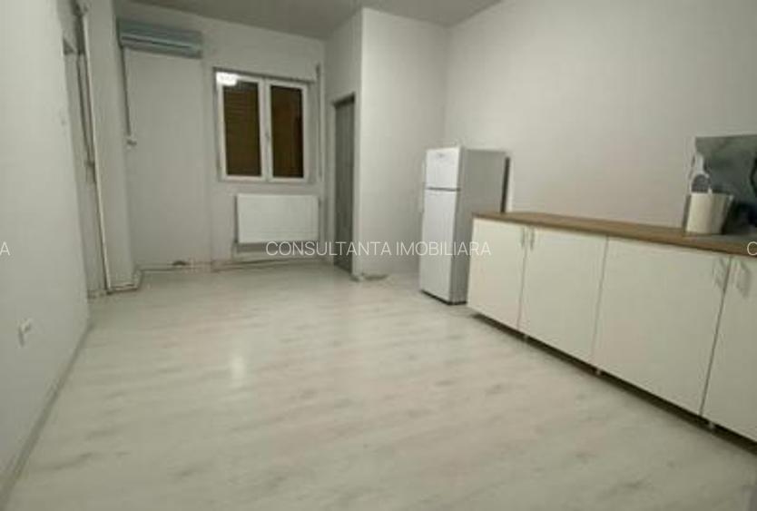 Apartament 5 camere  etajul 1 Crangasi 5 min distanta fata de Statia de Merou - 10