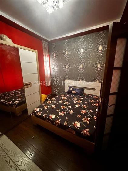 POSIBILITATE RATE!! Vila P+1+M, Centru Istoric, 5 camere, 300 mp, doua deschider - 3