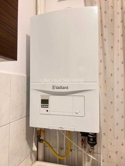2 camere - Pacurari- Carrefur Express-  41 mp - liber- 79000 euro - 2